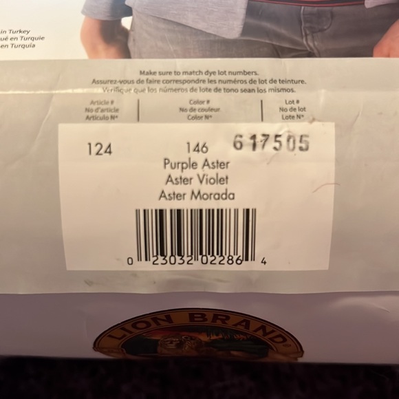 Lot of Lion Brand Touch of Alpaca Yarn - Picture 4 of 5